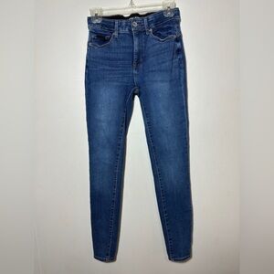 DKNY Bleecker Shaping Skinny Jeans Size 27/4